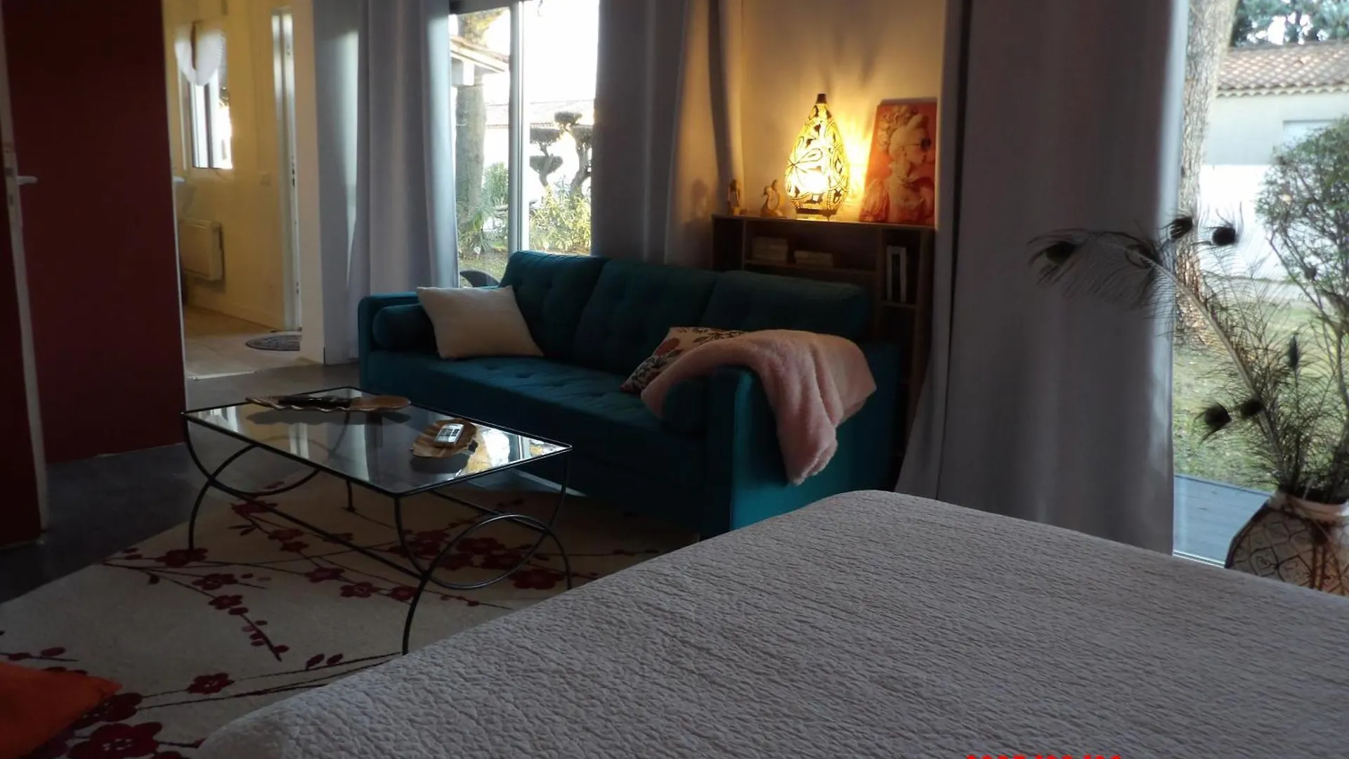 Villa Vacances Revees Au Pin Parasol à Le Thor France