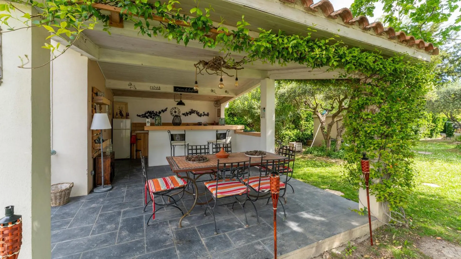 Villa Vacances Revees Au Pin Parasol Le Thor França