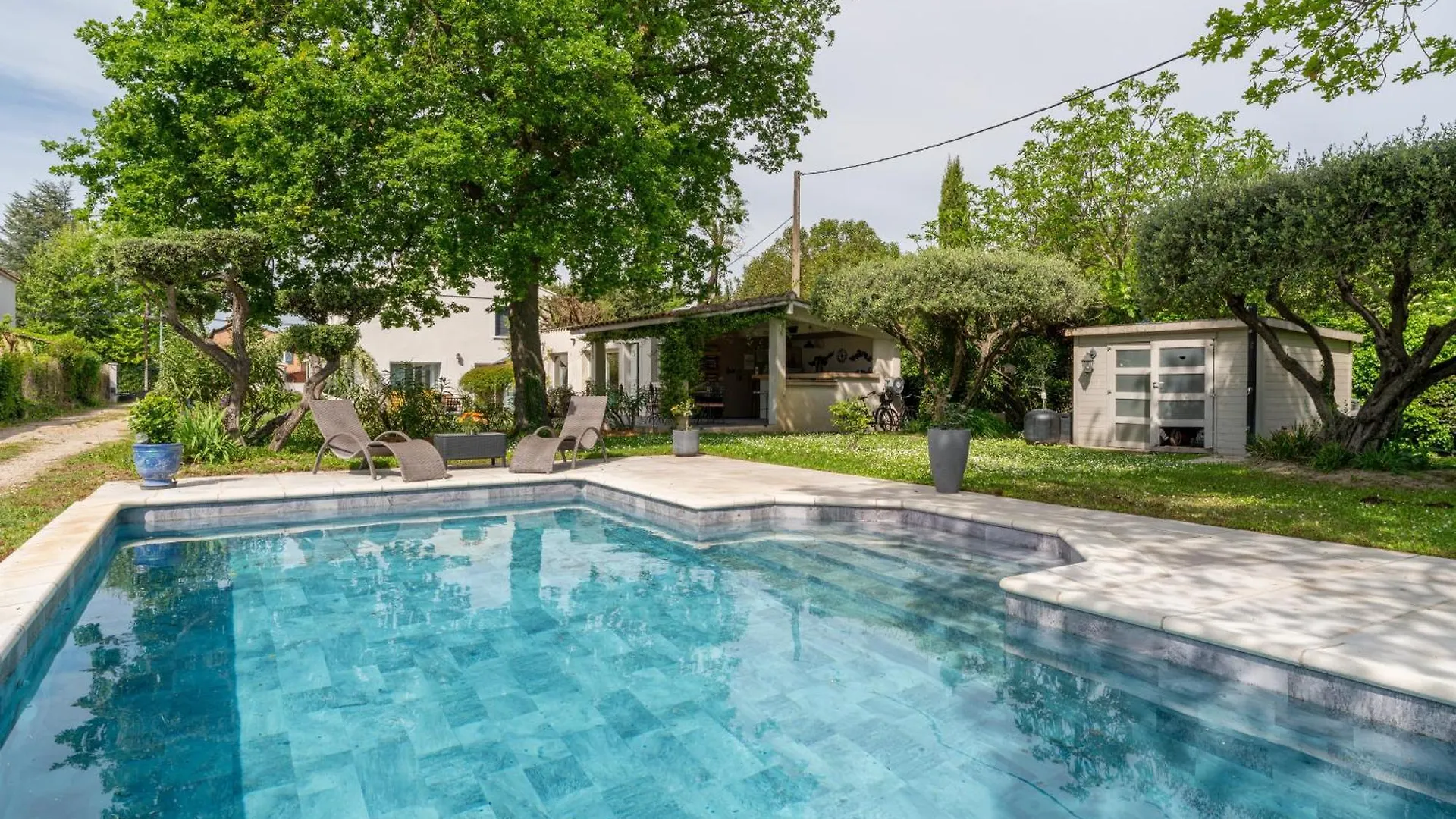 Vacances Revees Au Pin Parasol Le Thor